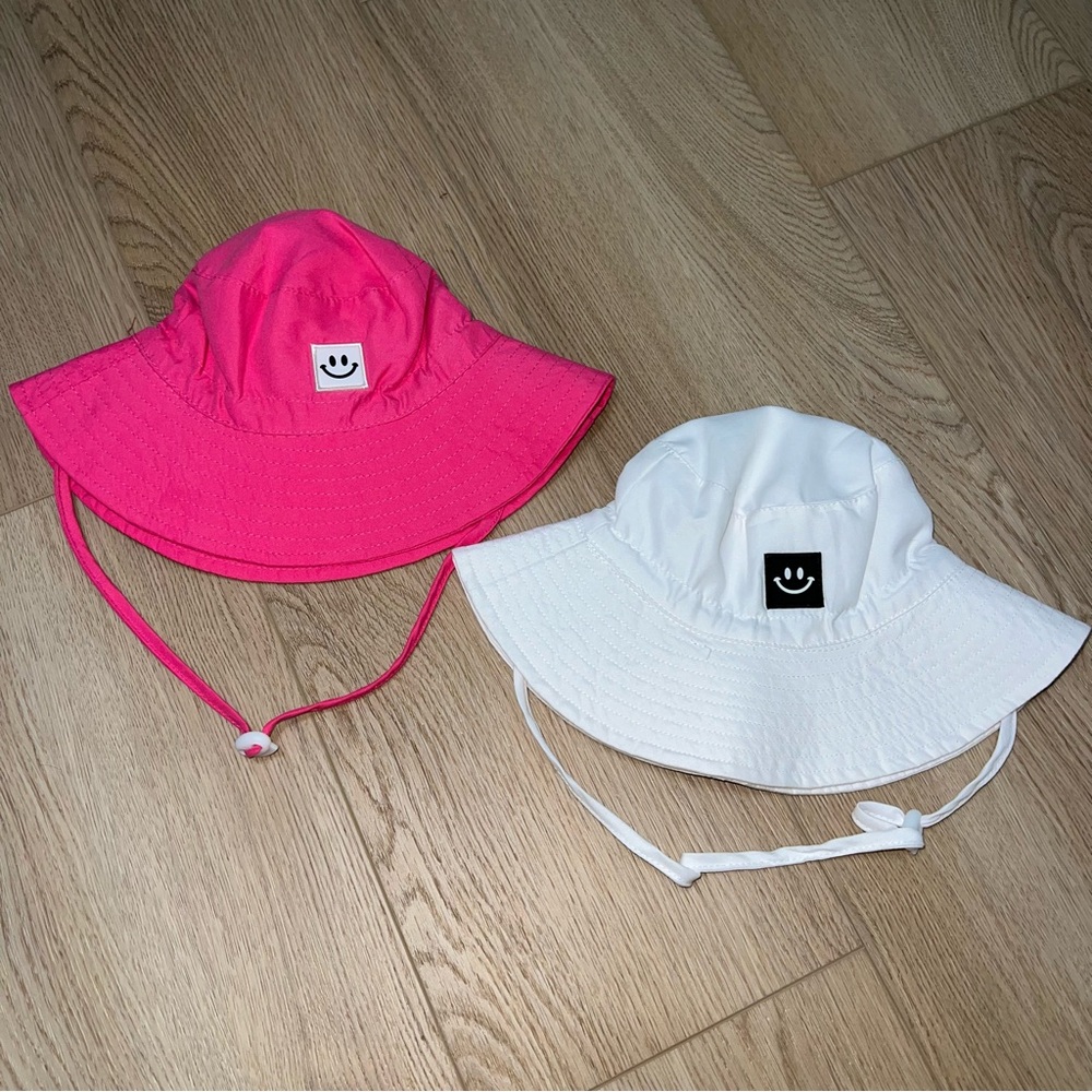 Smiley Baby Bucket Sun Hat Set